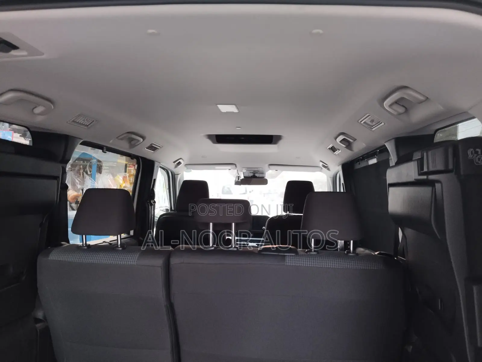 Toyota Noah 2022 Pearl