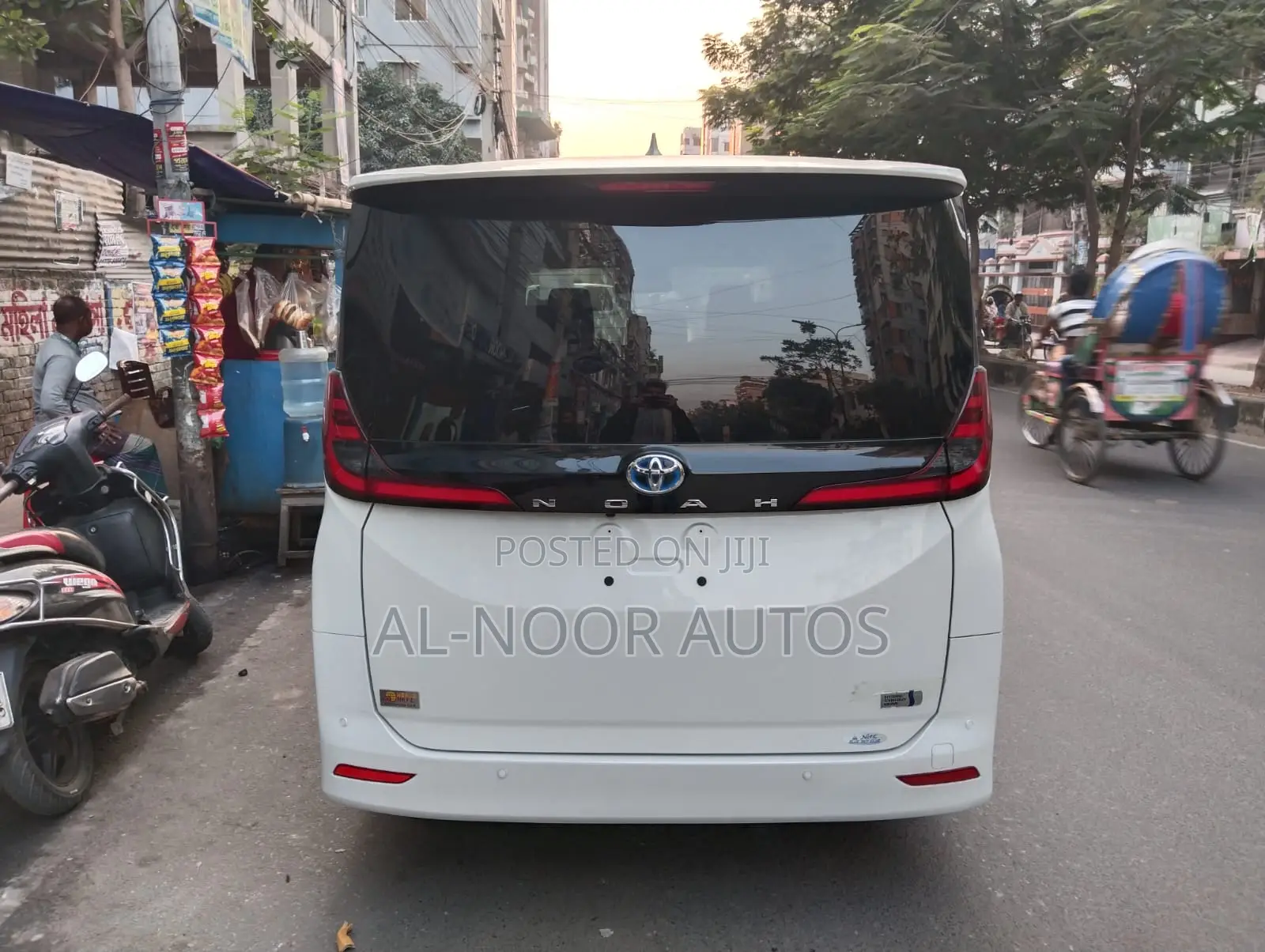 Toyota Noah 2022 Pearl