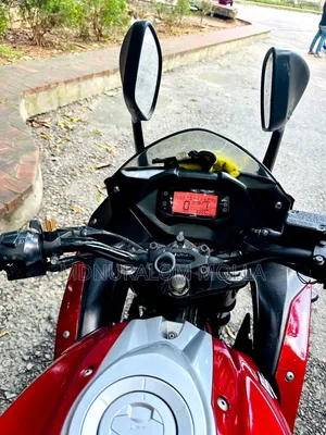 Suzuki SFV650 2019 Red