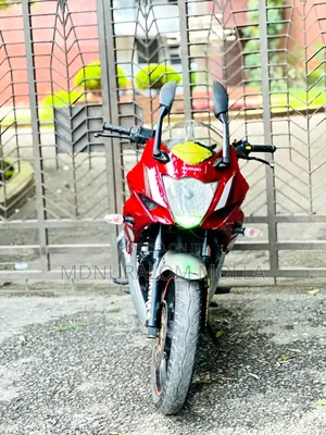 Suzuki SFV650 2019 Red