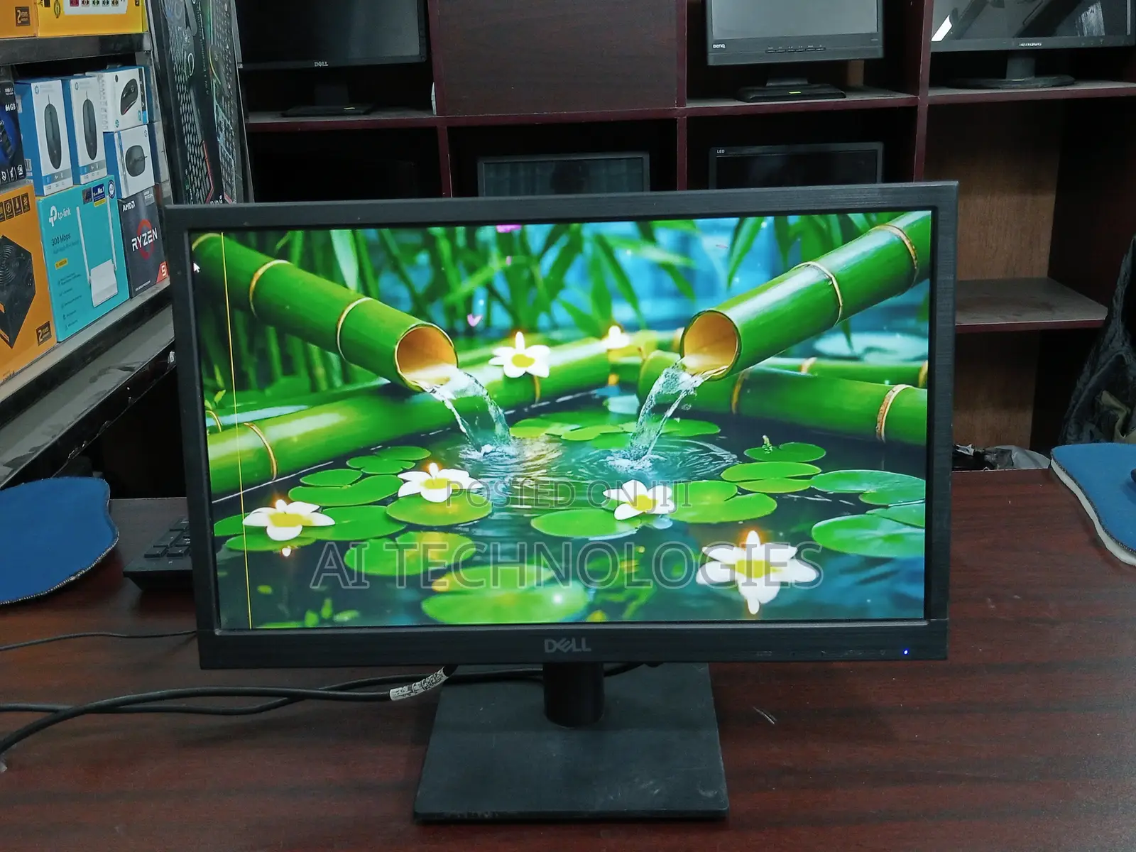 Mark | Dell Wide 19inch Monitor (Hdmi)