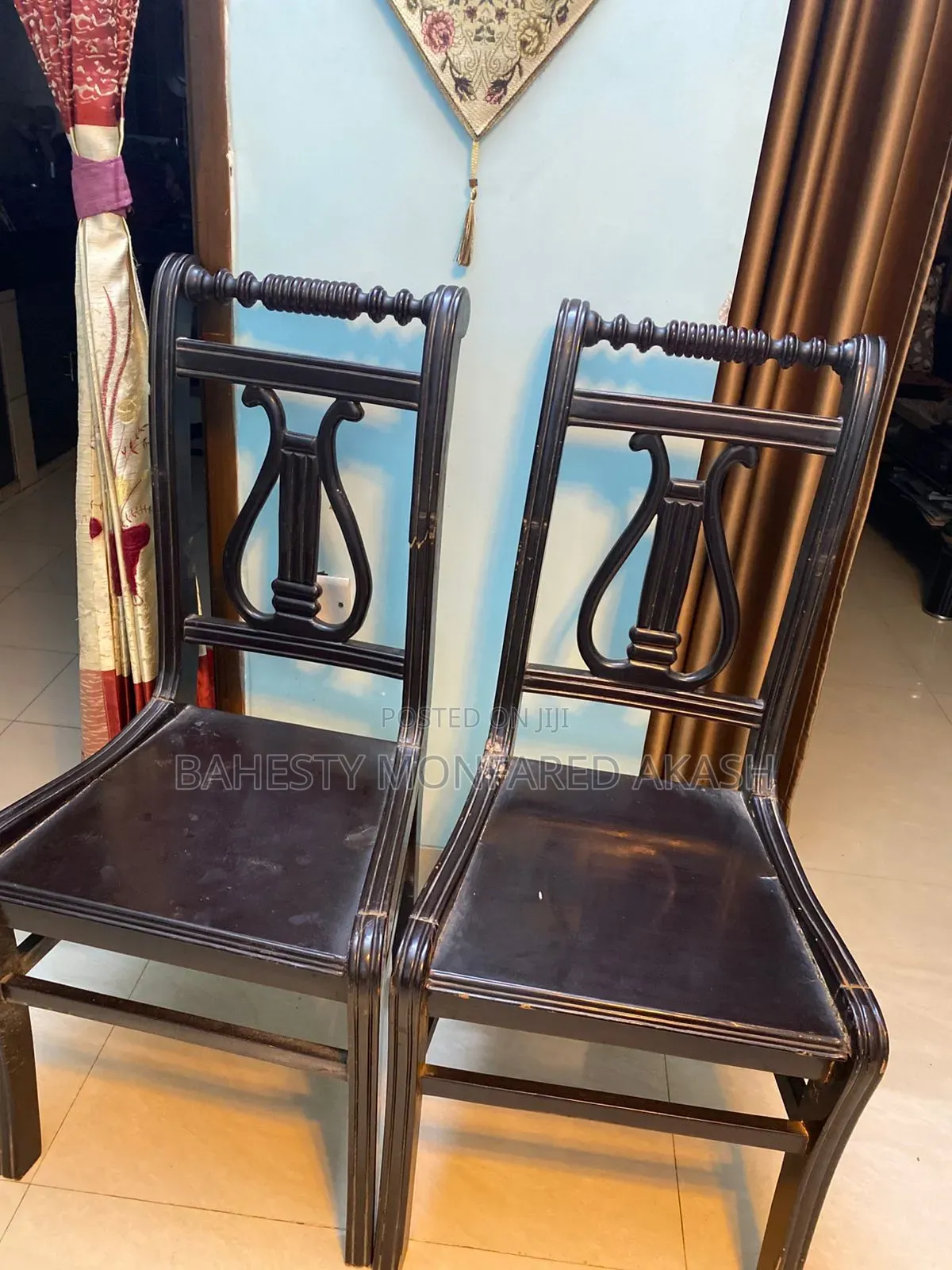 ৬ চেয়ারের একটি ডাইনিং টেবিল বিক্রি হবে