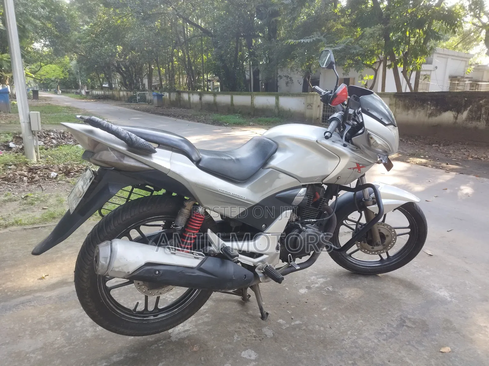 Hero Xtreme Sports 2012 Silver