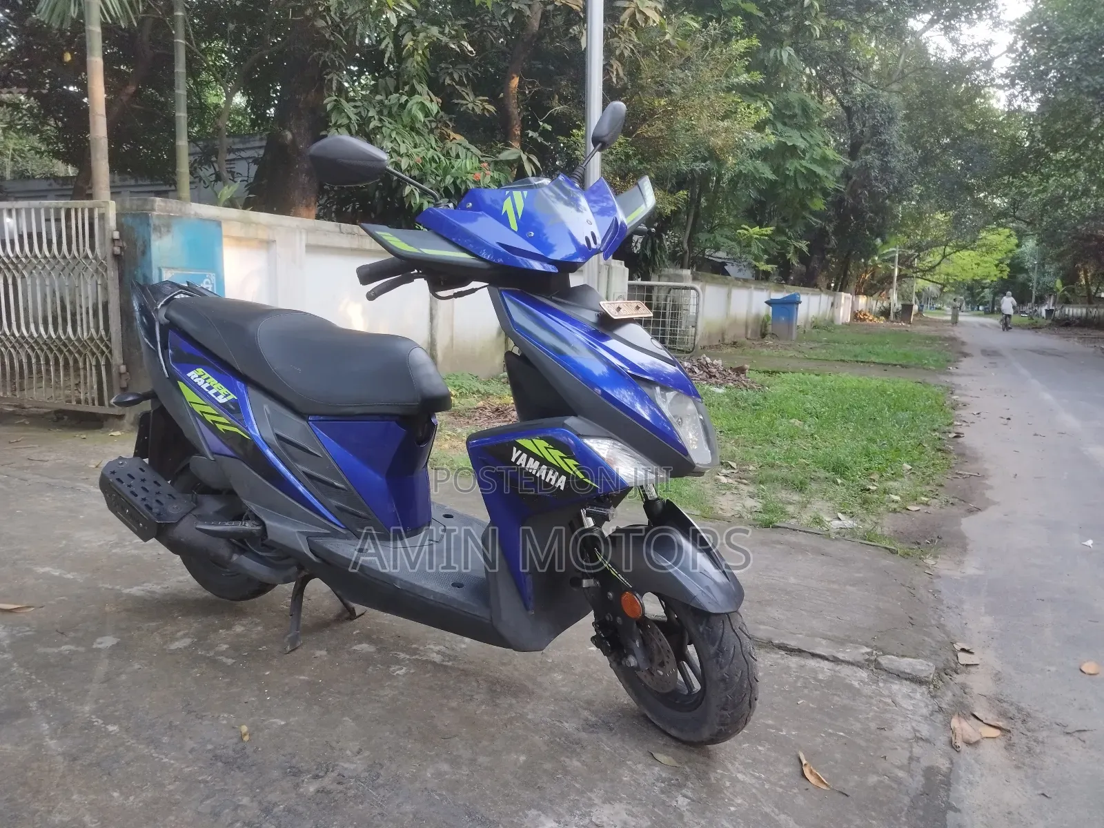 Yamaha 2018 Blue