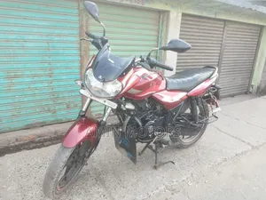 Bajaj Discover 125 2021 Red