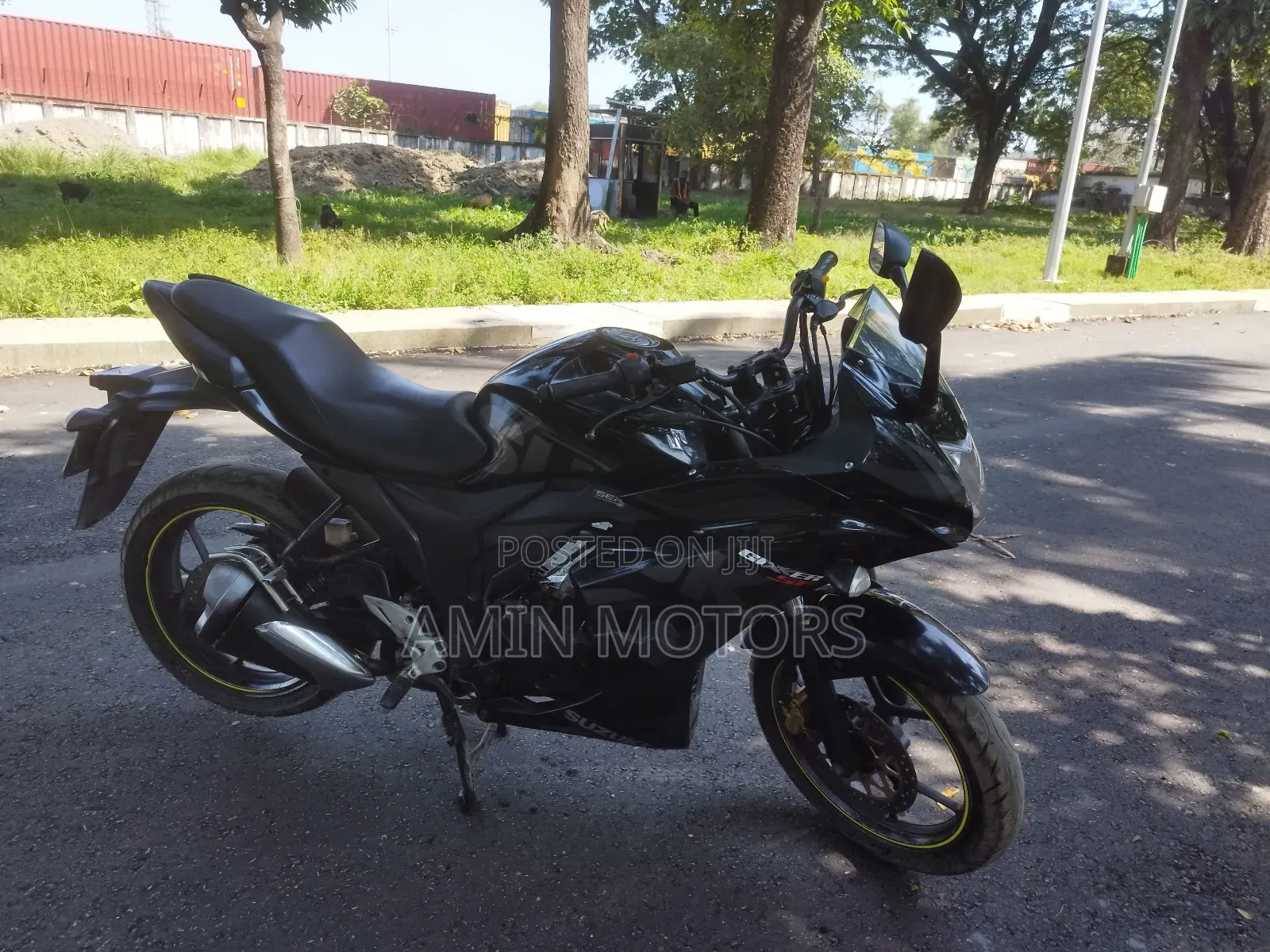 Suzuki GSR 2018 Black