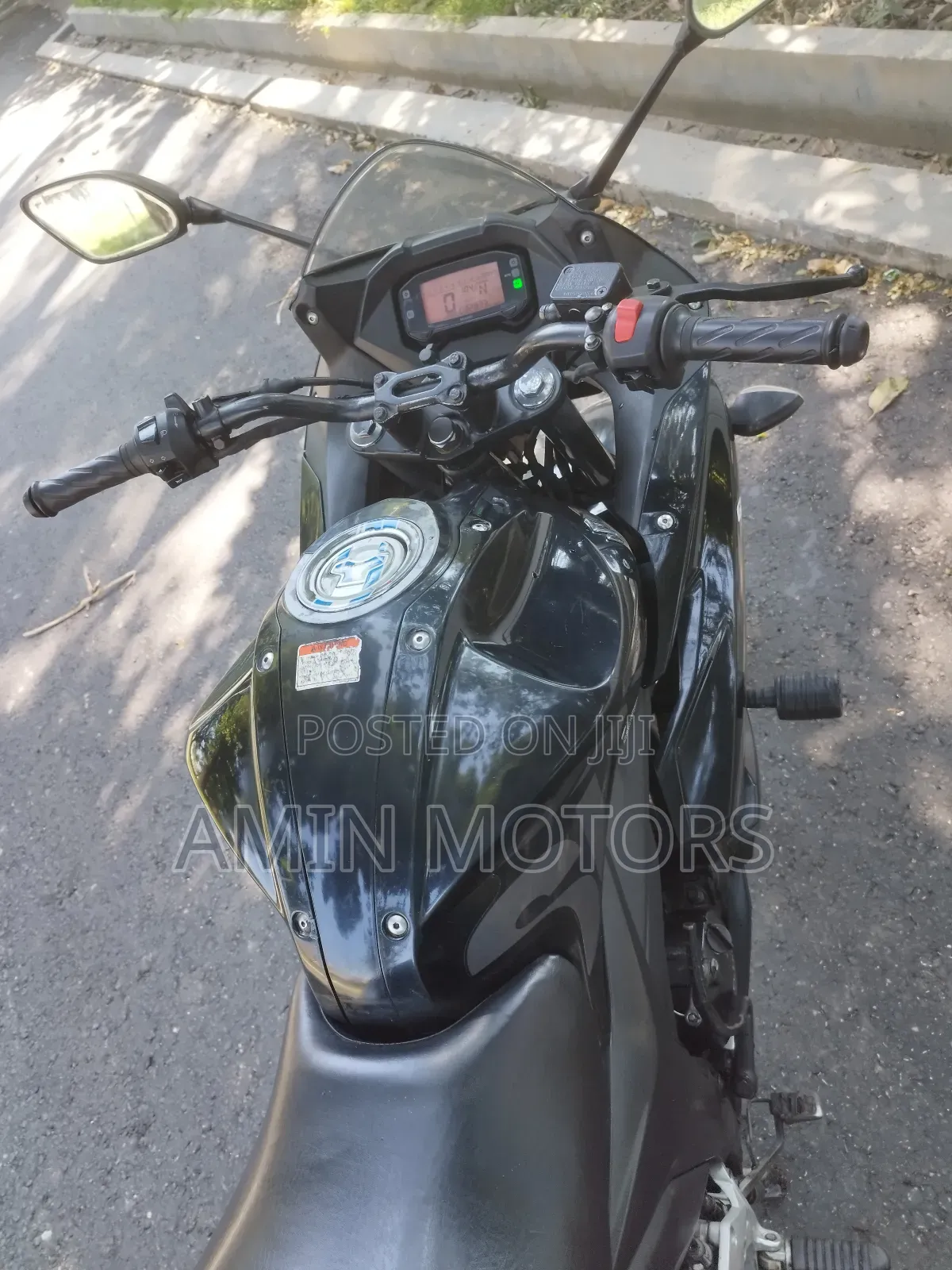 Suzuki GSR 2018 Black