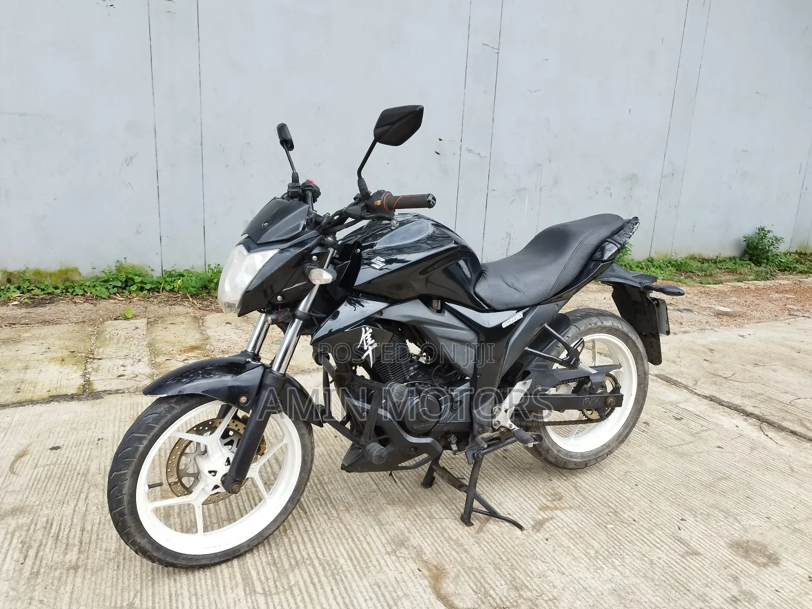 Suzuki GSR 2019 Black