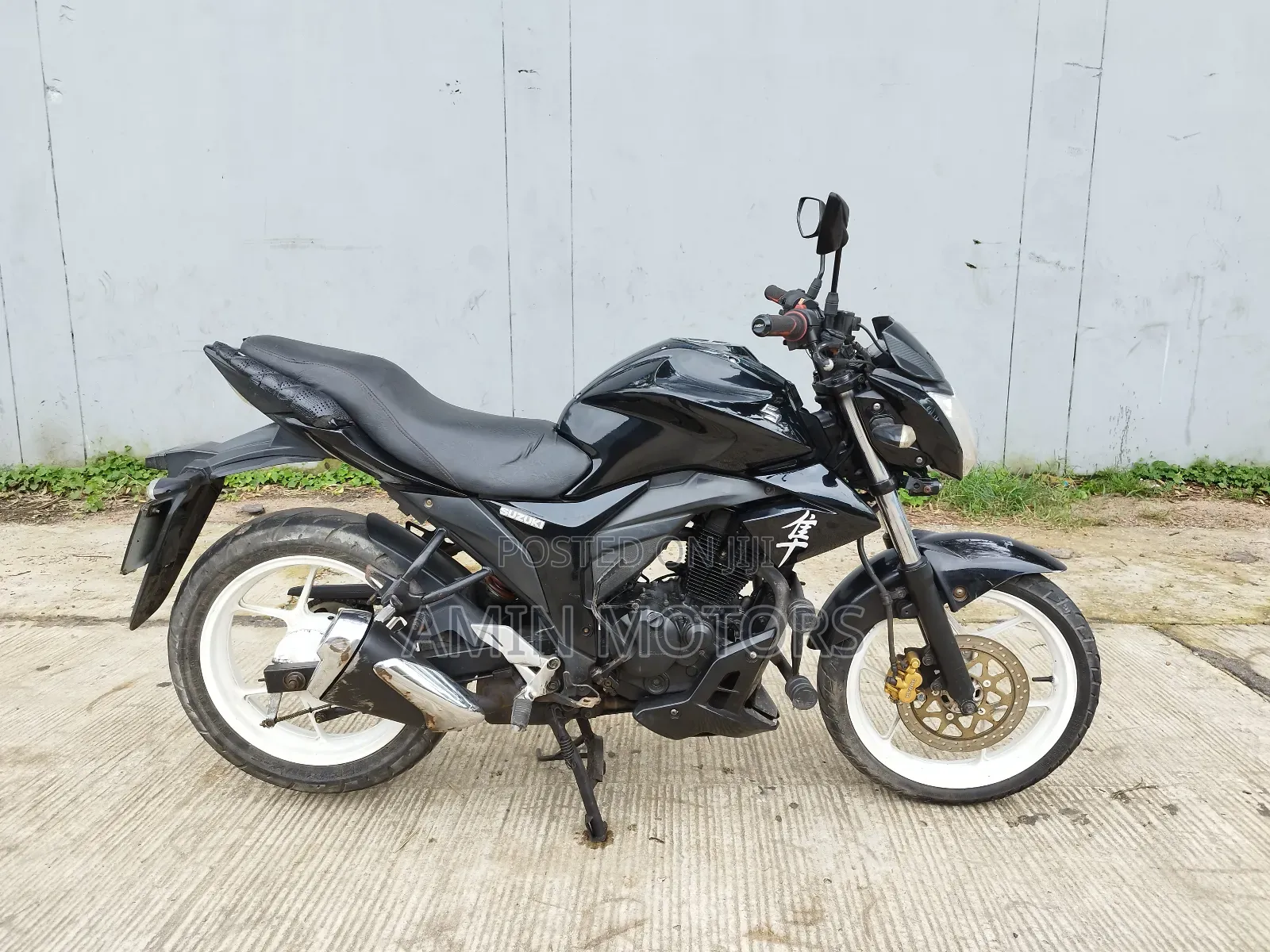 Suzuki GSR 2019 Black