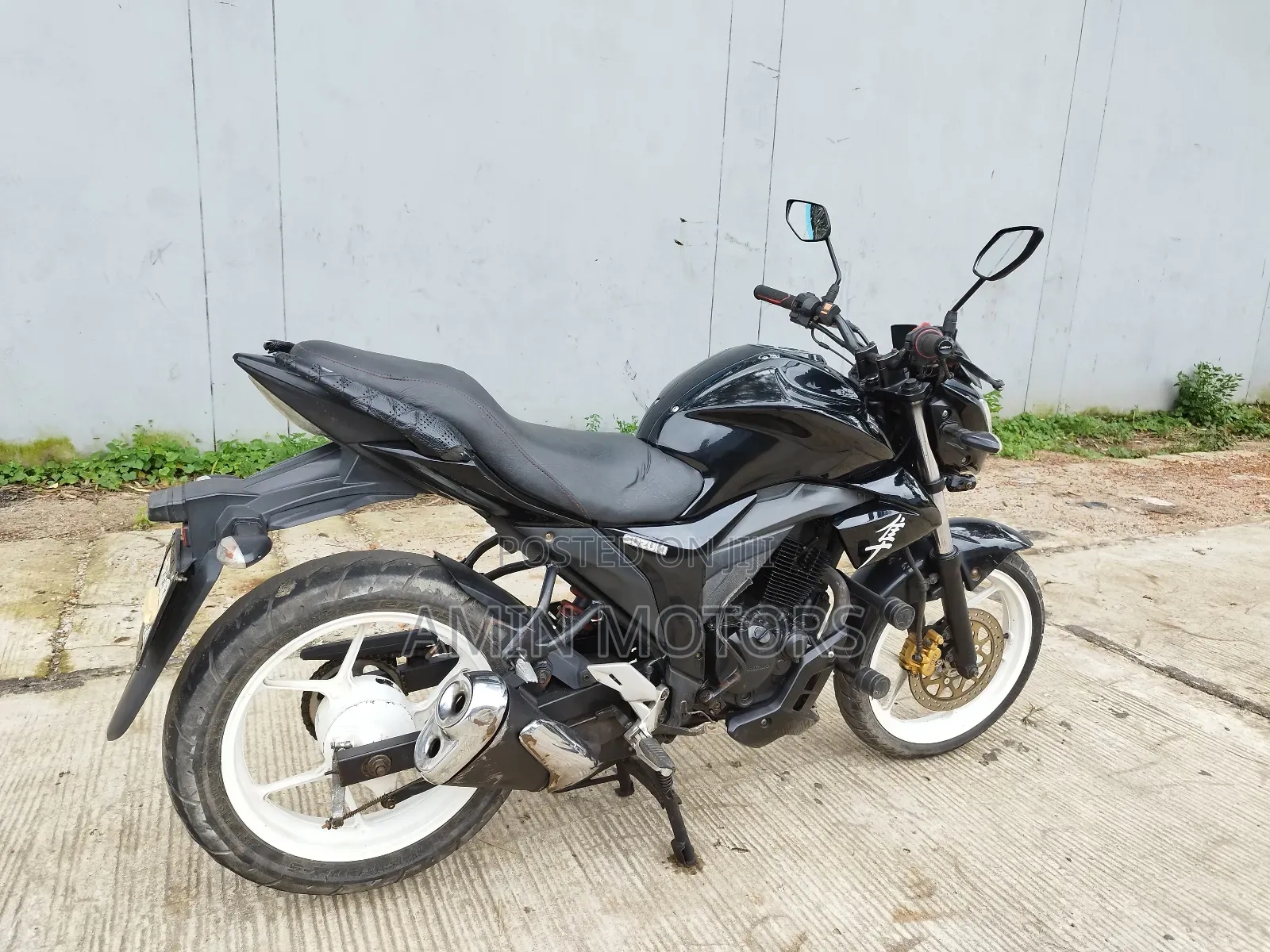 Suzuki GSR 2019 Black