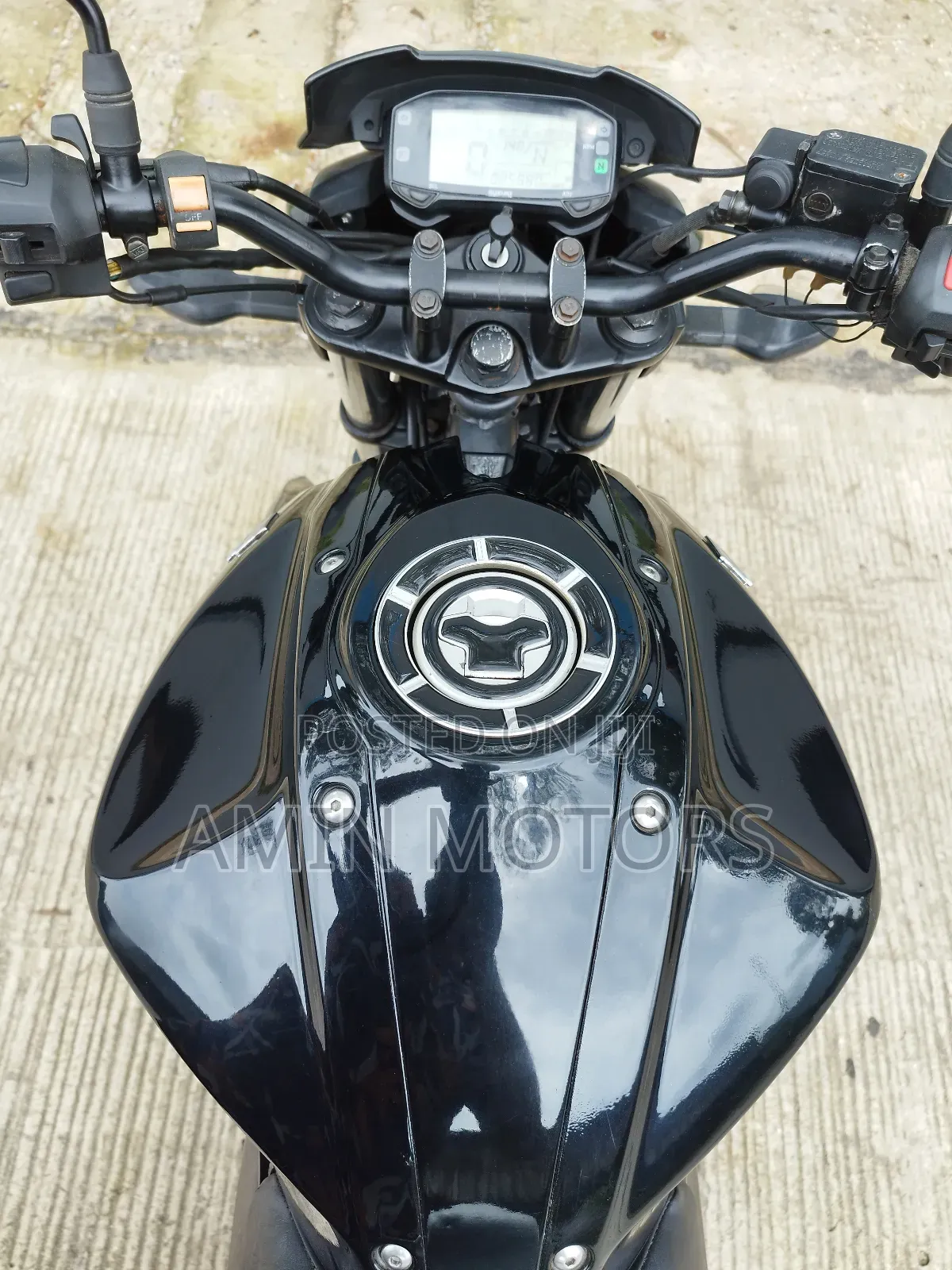 Suzuki GSR 2019 Black