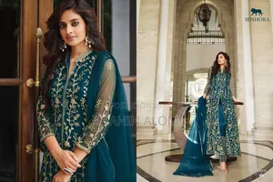 রেডিমেড জর্জেট এমব্রয়ডারি পার্টি ড্রেস