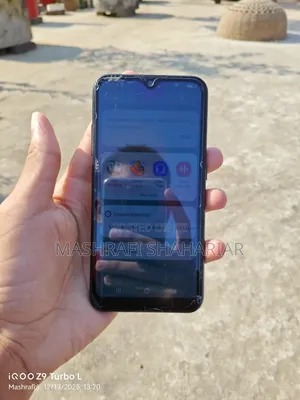 Photo - Samsung Galaxy M01 32 GB Black