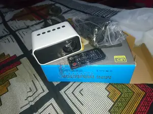 Photo - Yt-500 Mini Projector