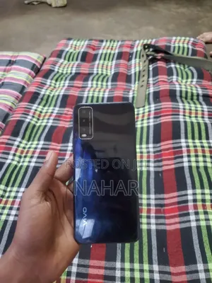 Vivo Y20G 128 GB Blue