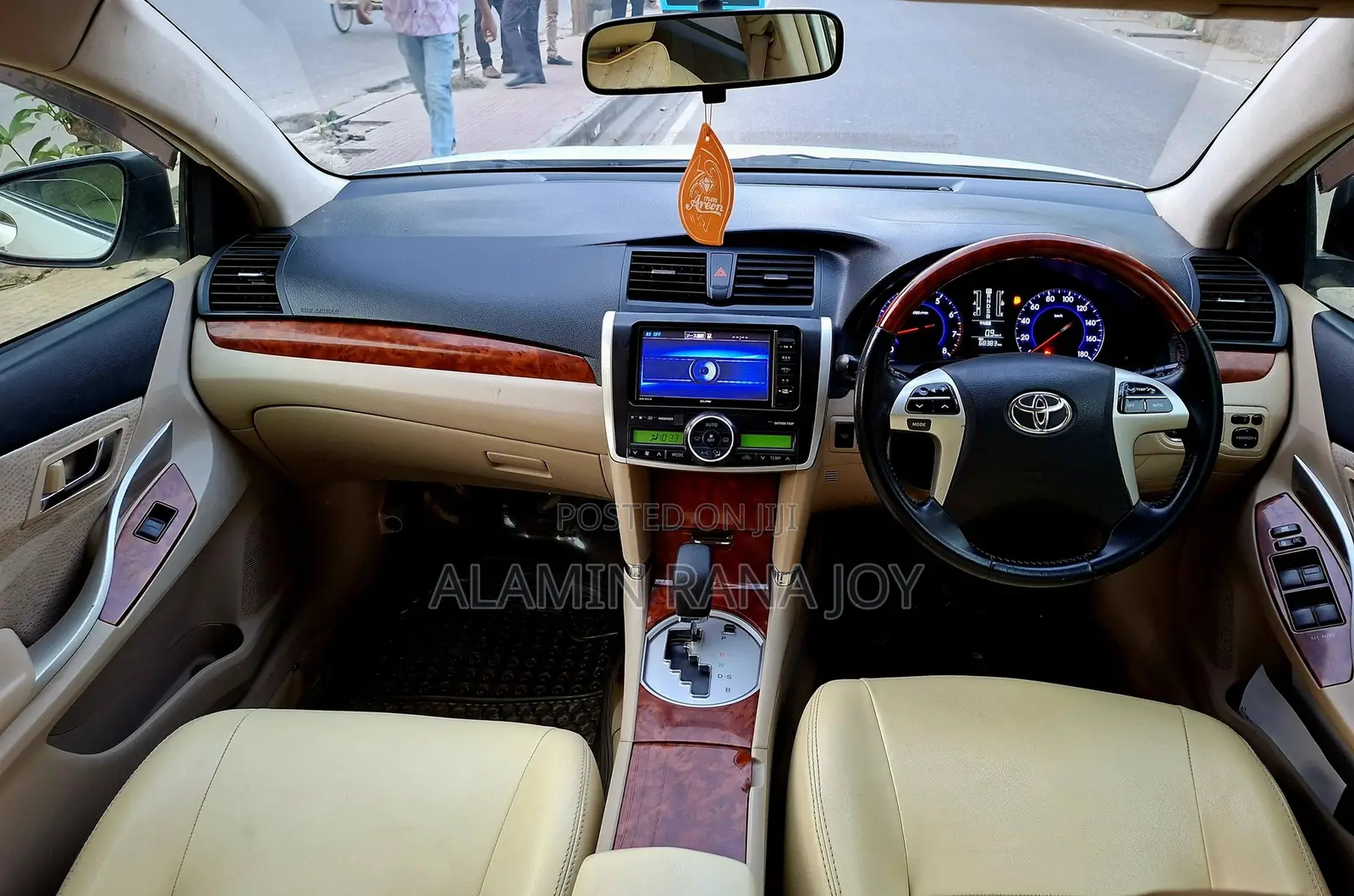 Toyota Premio 1.5 FWD 2013 Pearl