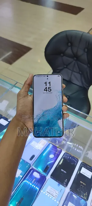 Samsung Galaxy S22+ 5G 128 GB White