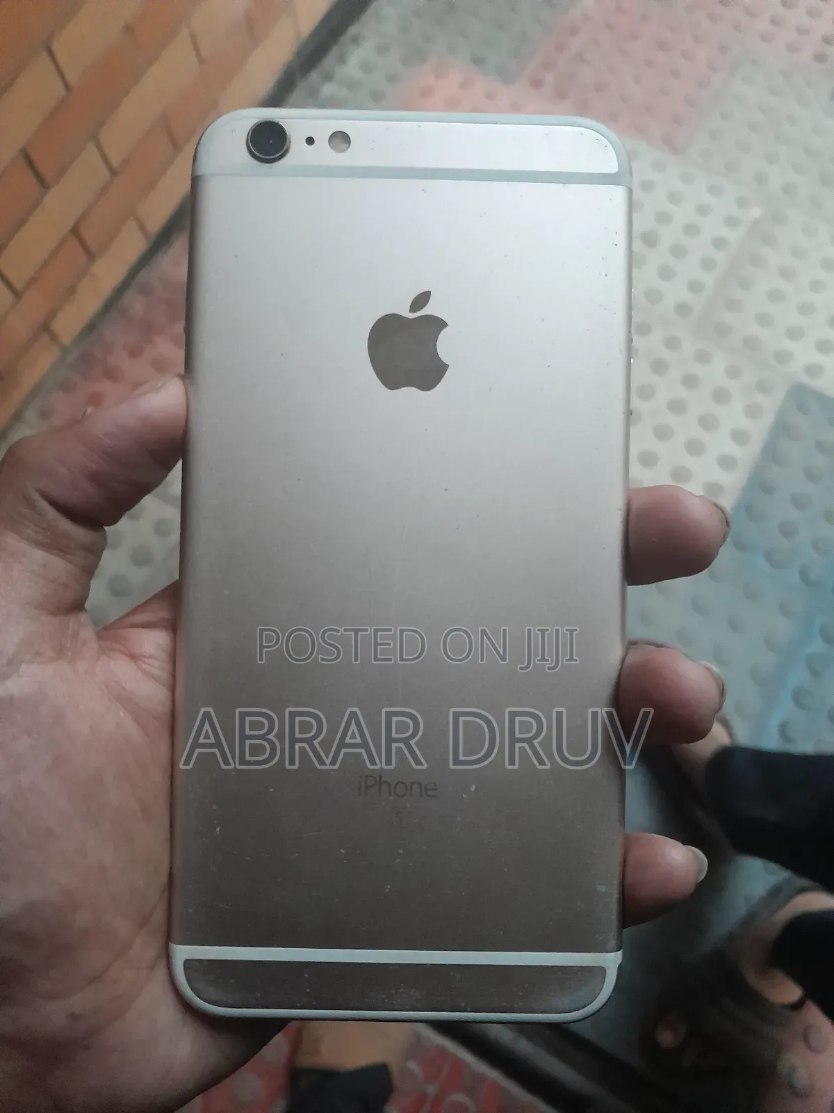 Apple iPhone 6s Plus 64 GB Gold