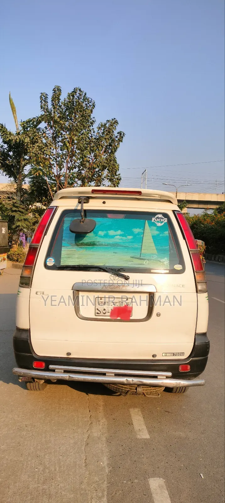 Toyota Noah 2.0 FWD (8 Seater) 2005 White