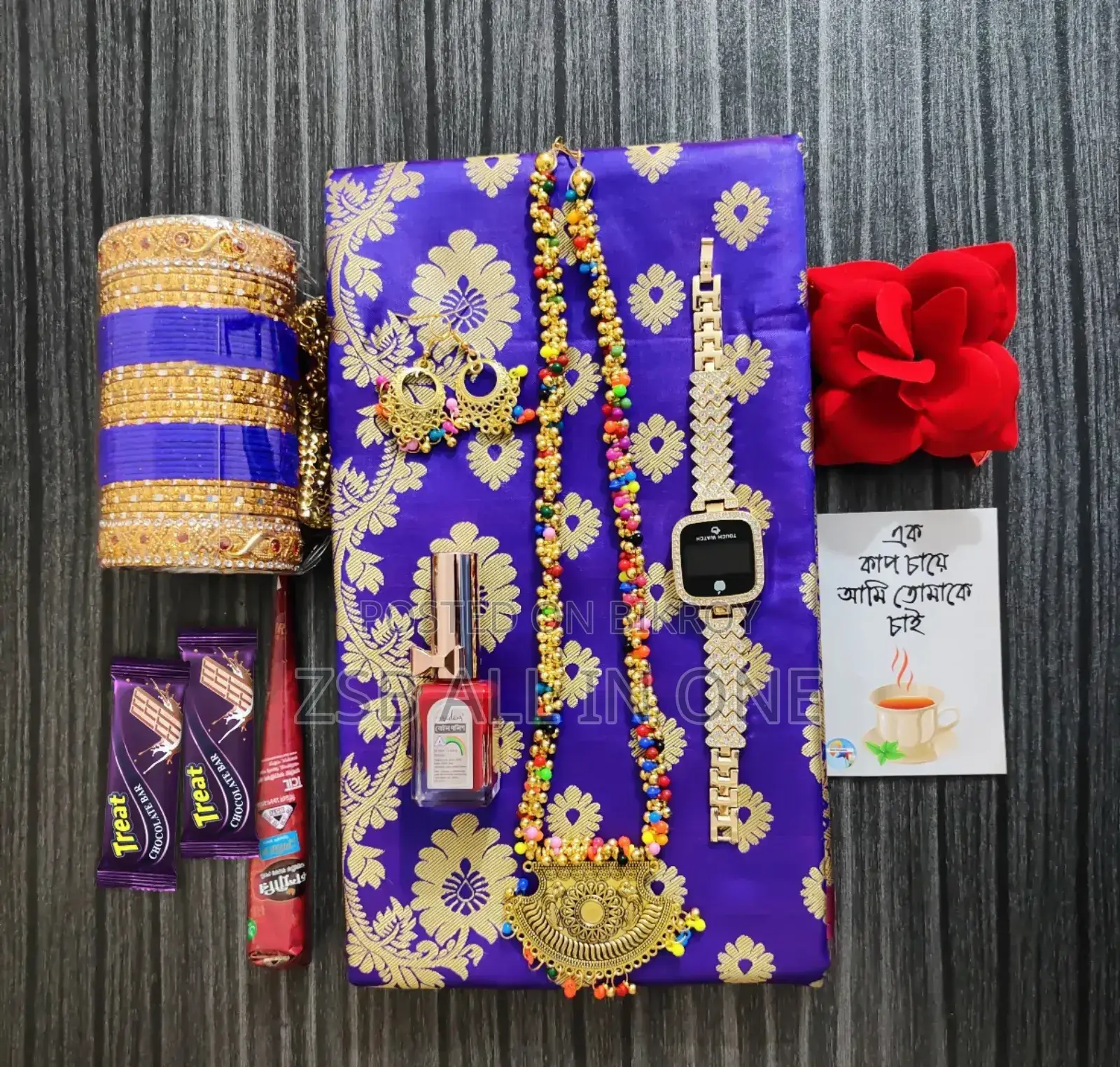 আকর্ষণীয় শাড়ী গিফট কম্ব সেট ভালোবাসার মানুষকে গিফট করুন