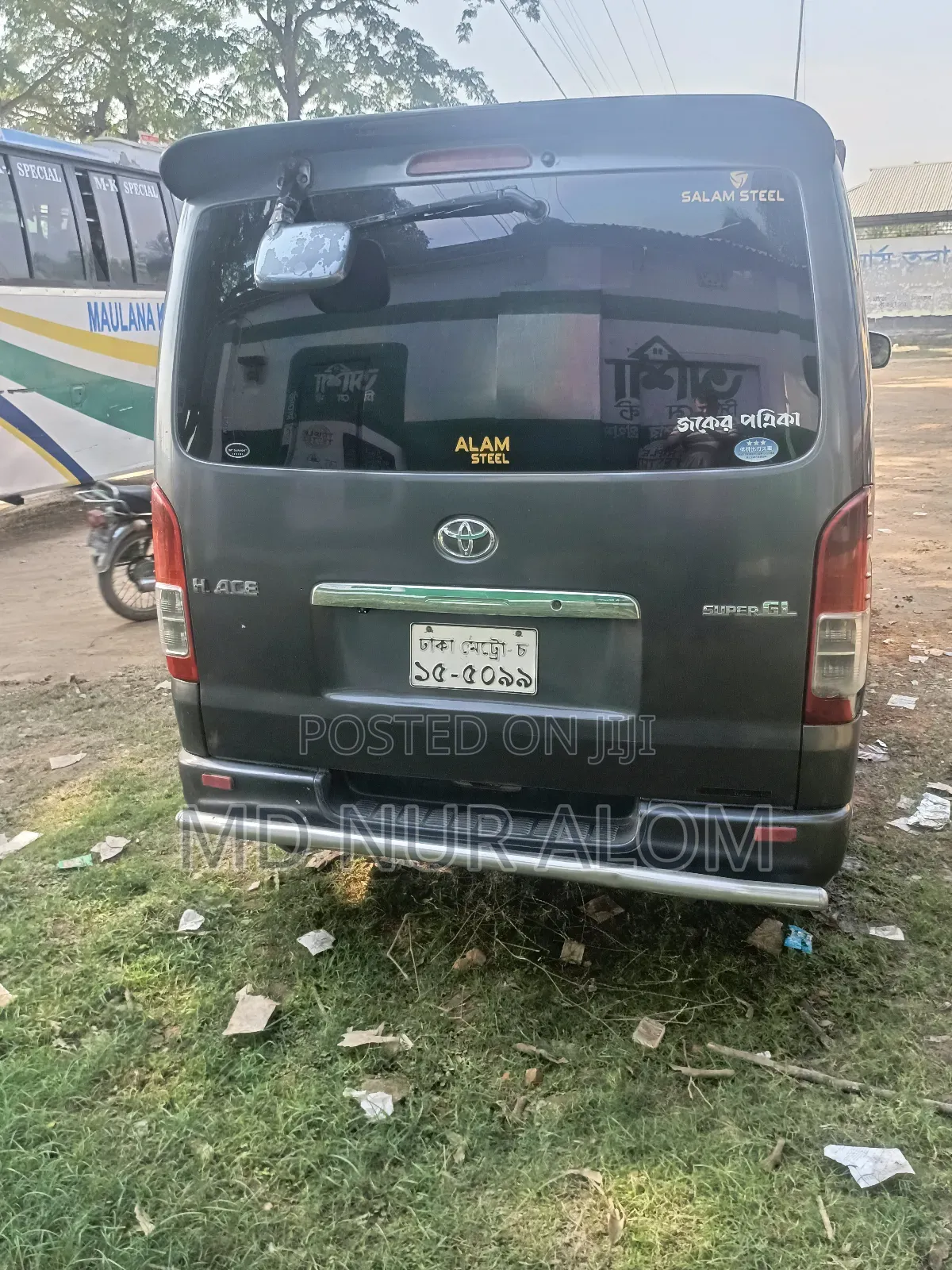Toyota HiAce 2009 Black