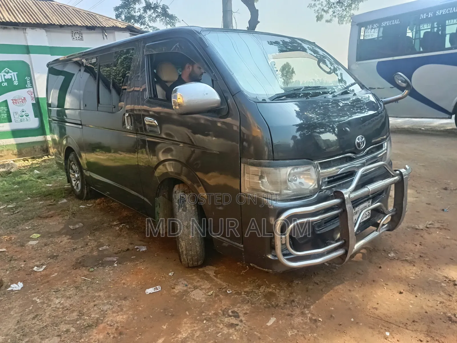Toyota HiAce 2009 Black