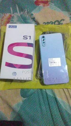 Photo - Vivo S1 128 GB Blue
