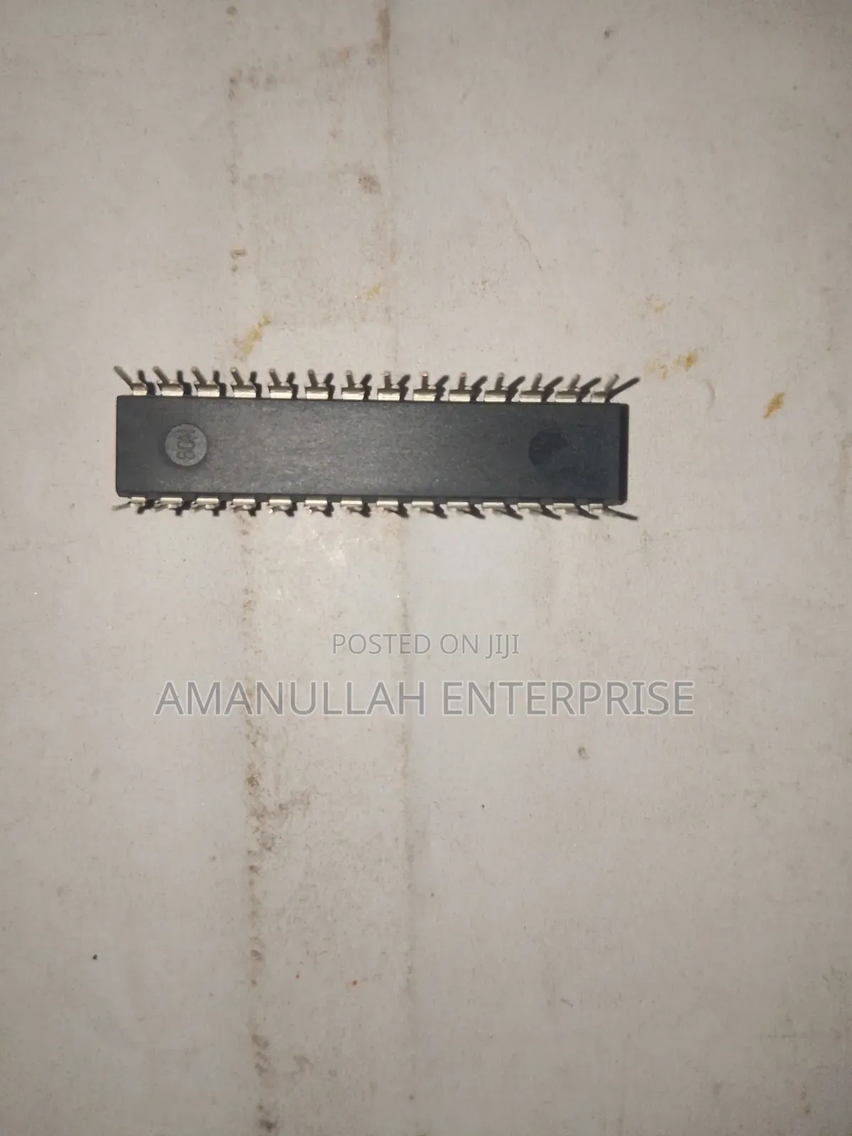 Atmega-328 Arduino Uno Ic Is a Powerful 8-Bit Microcontroller Chip.