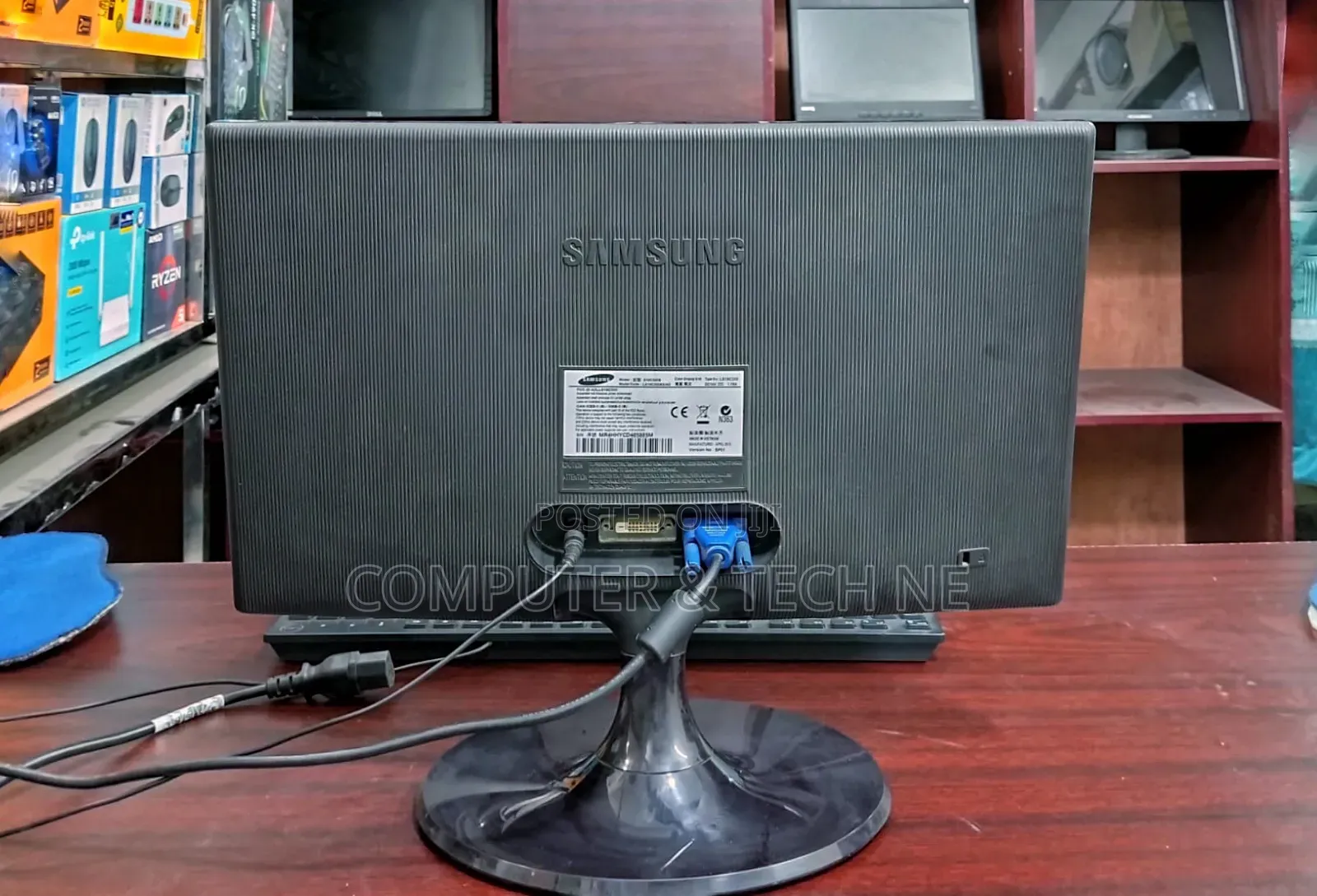 Samsung 19′′ Hd Widescreen Led Monitor – S19c300b