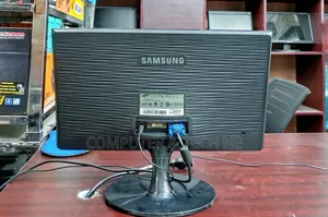 Samsung S19d300ny – 19′′ Hd Plus Widescreen Led Full Fresh Monitor