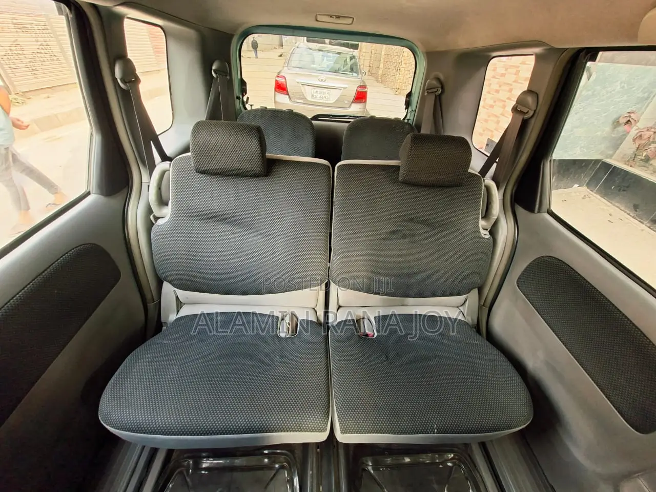 Toyota Sienta 1.5 FWD 2005