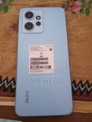 Photo - Xiaomi 12 128 GB Blue