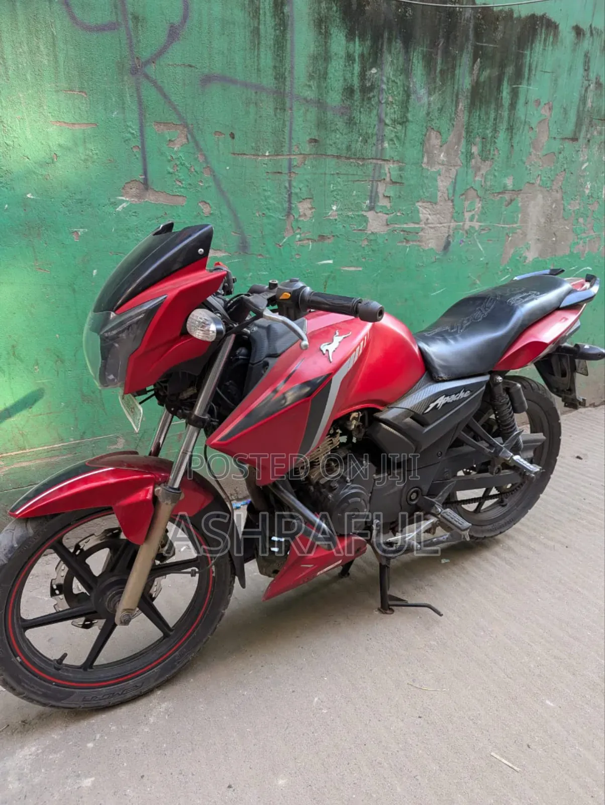 TVS Apache 180 RTR 2020 Red