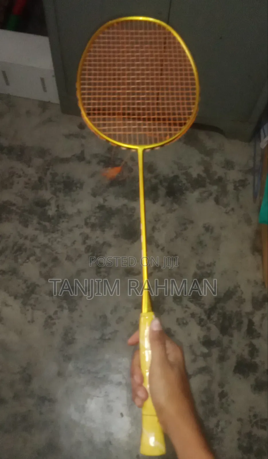 Chisengde র‍্যাকেট