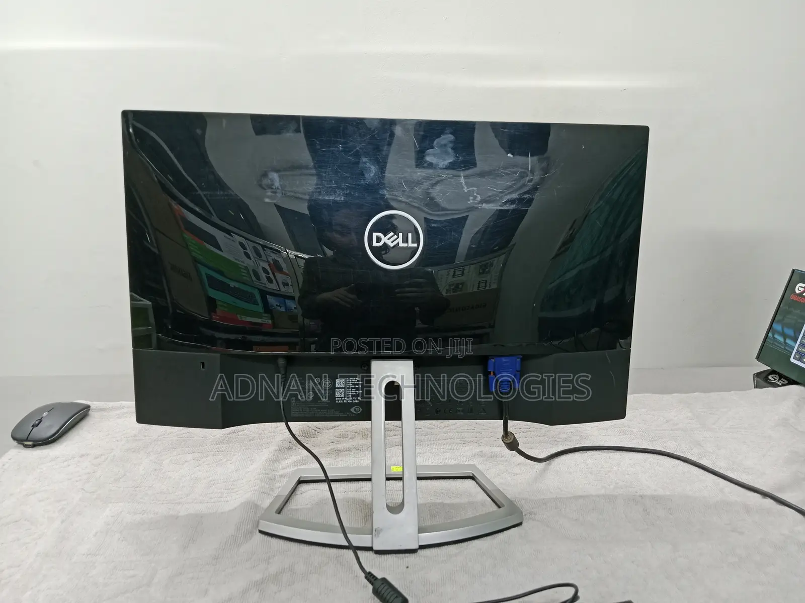 Dell S2218h – 22′′ Full Hd Ips Borderles Monitor | Built-in Speakers