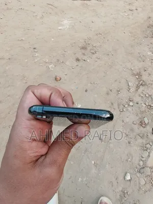 Apple iPhone XS 64 GB Black