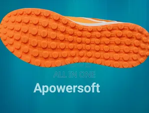 Sport Shoe ক্রিকেট খেলার জন্য টেকসই এবং পারফেক্ট হাই কোয়ালিটি