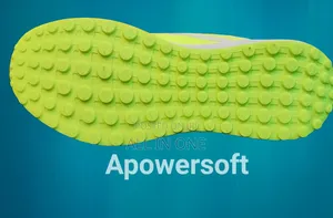 Sport Shoe ক্রিকেট খেলার জন্য টেকসই এবং পারফেক্ট হাই কোয়ালিটি