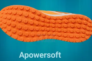 ক্রিকেট খেলার জন্য টেকসই এবং পারফেক্ট জুতা স্পর্ট সু