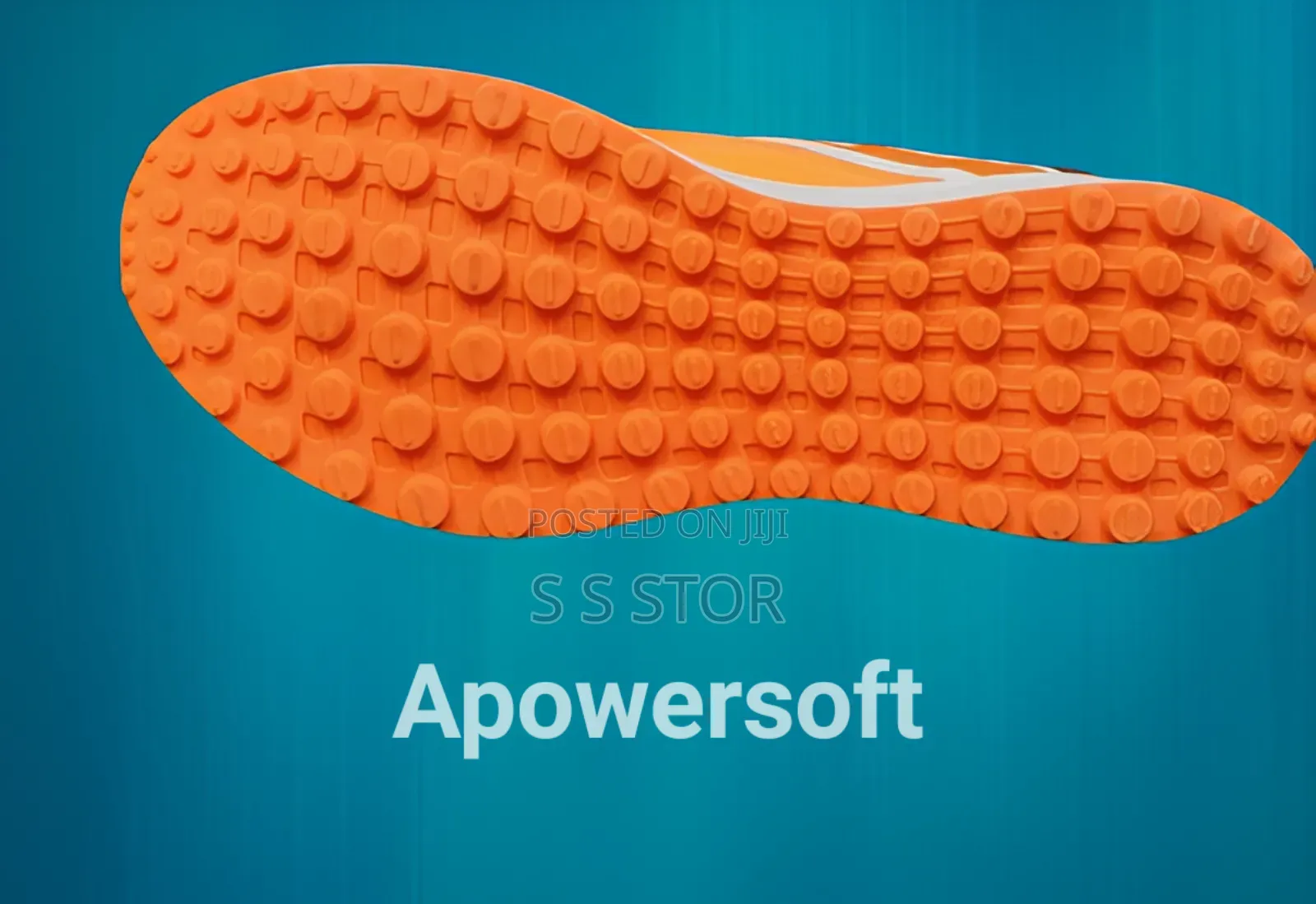 ক্রিকেট খেলার জুতা টেকসই এবং পারফেক্ট