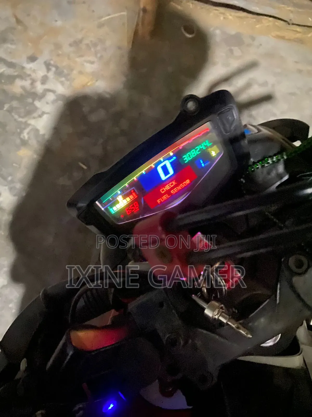 TVS Apache 160 4V 2020 Red