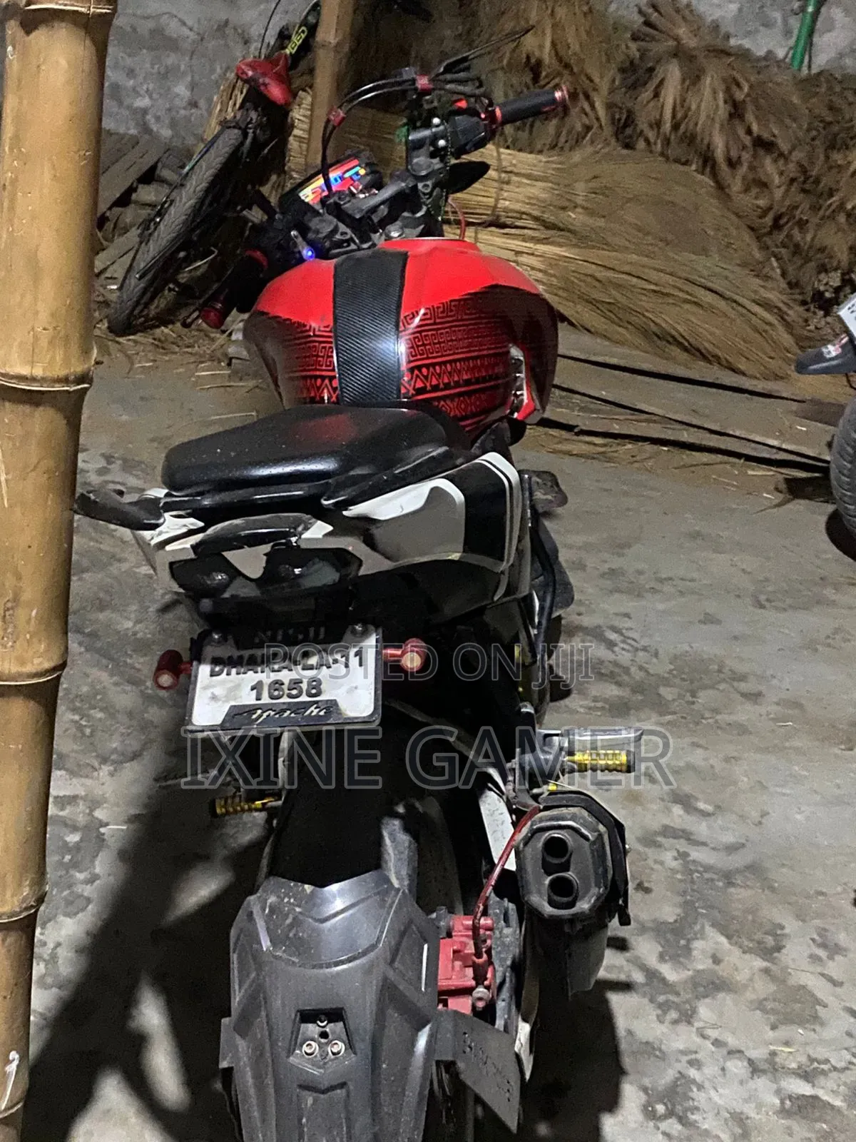 TVS Apache 160 4V 2020 Red