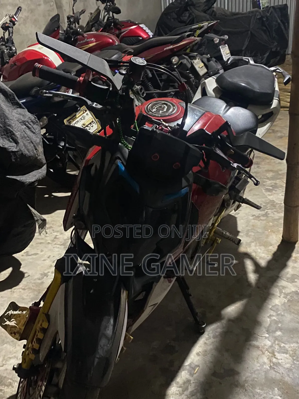 TVS Apache 160 4V 2020 Red