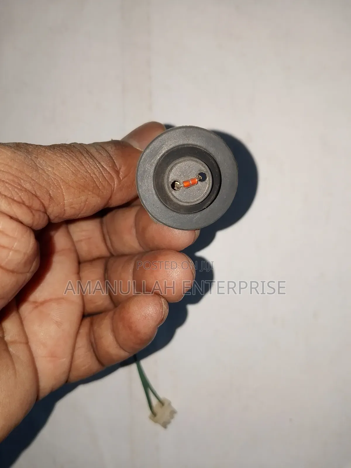 Induction Cooker Heating Sensor, Designed to Monitor and Control.
