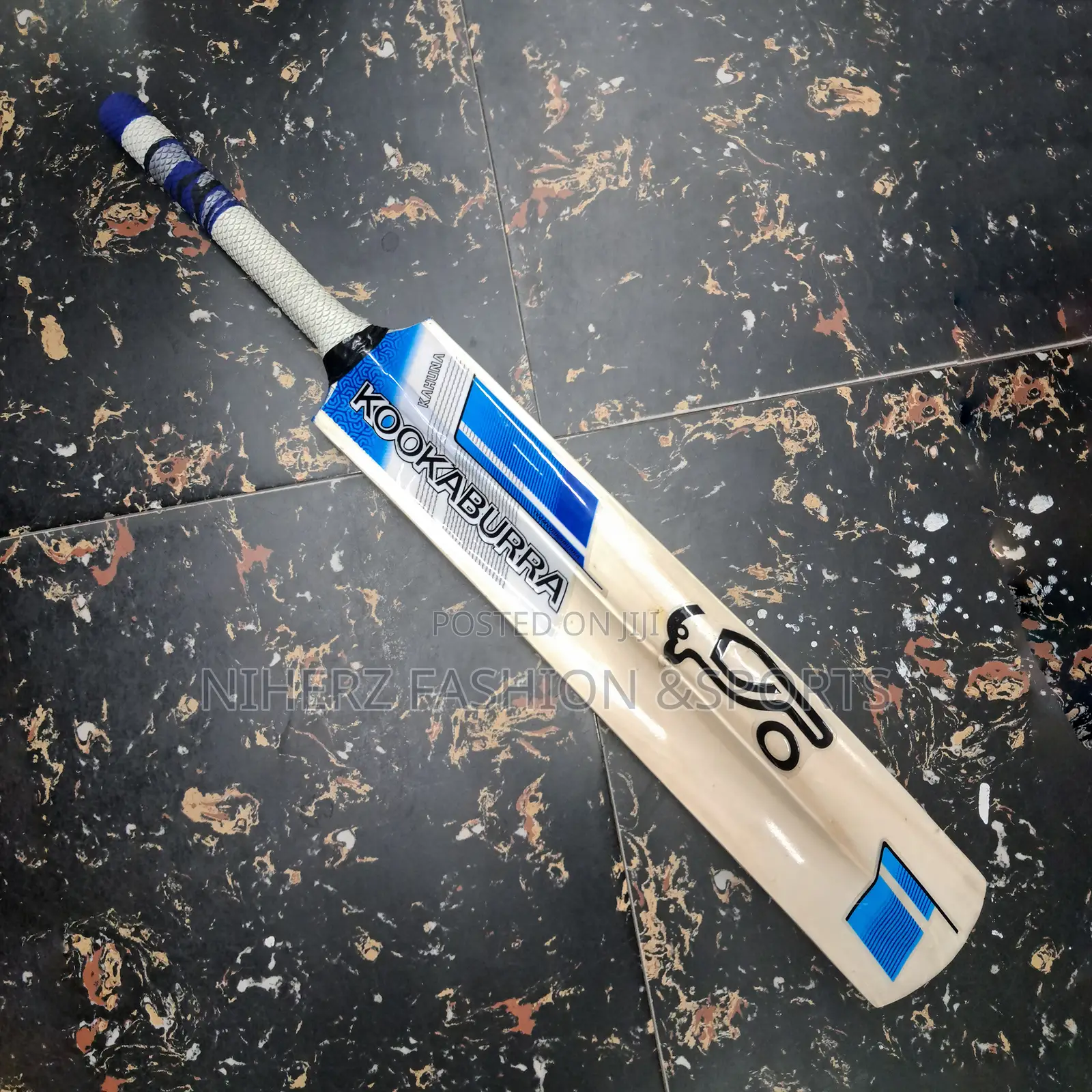 Cricket Bat Premium Poplar Wood for Professional Tape Tennis Bat