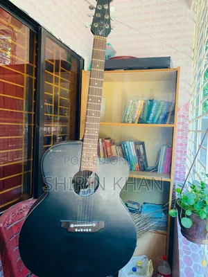 Photo - Guitar Sell