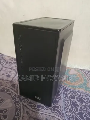 Photo - Desktop Computer Gigabyte GB-BSi5-6200 8GB Intel Core I5 HDD 32GB