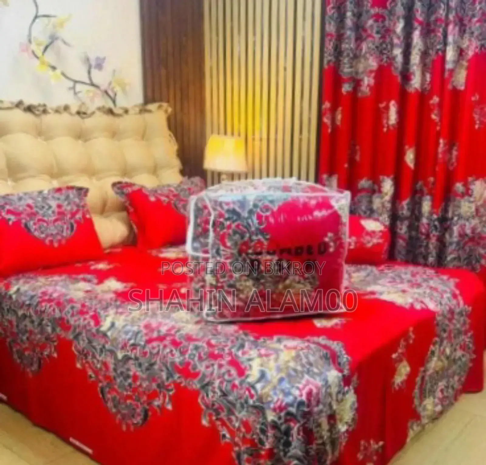 5 Piece Comforter Set Includes: