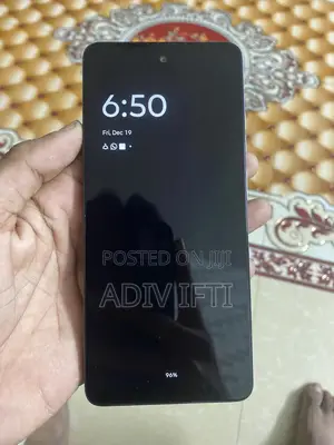 Photo - New Motorola Moto E14 64 GB Purple