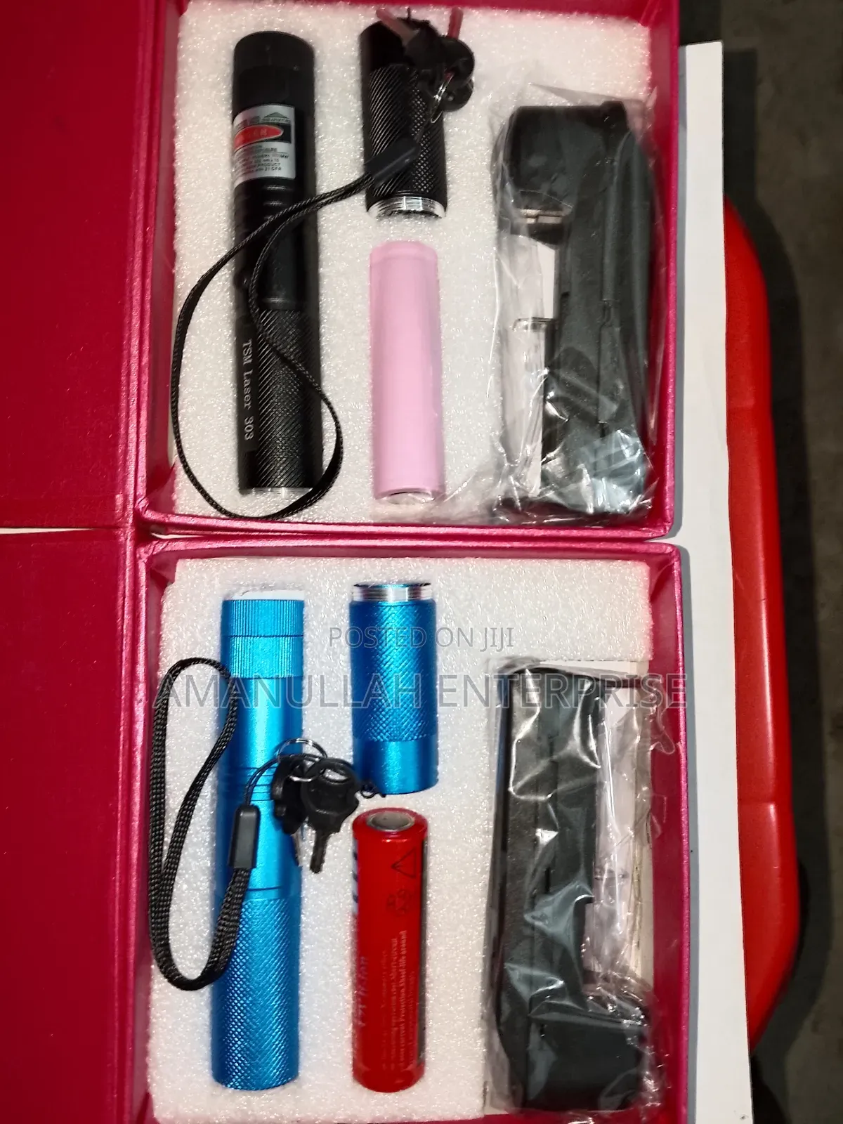 Rechargeable Powerful Green Laser Light For Long-distance Pointing.